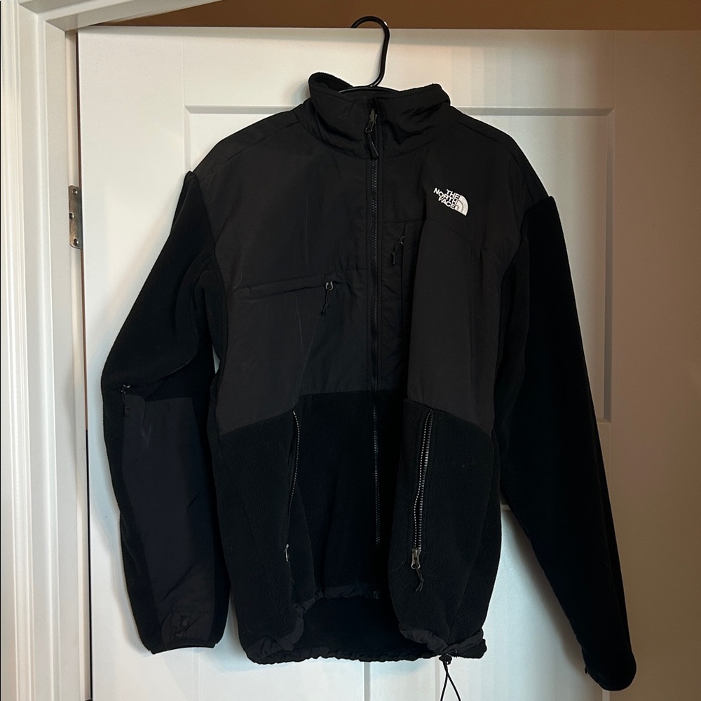 The North Face Men's Black Performance Jacket